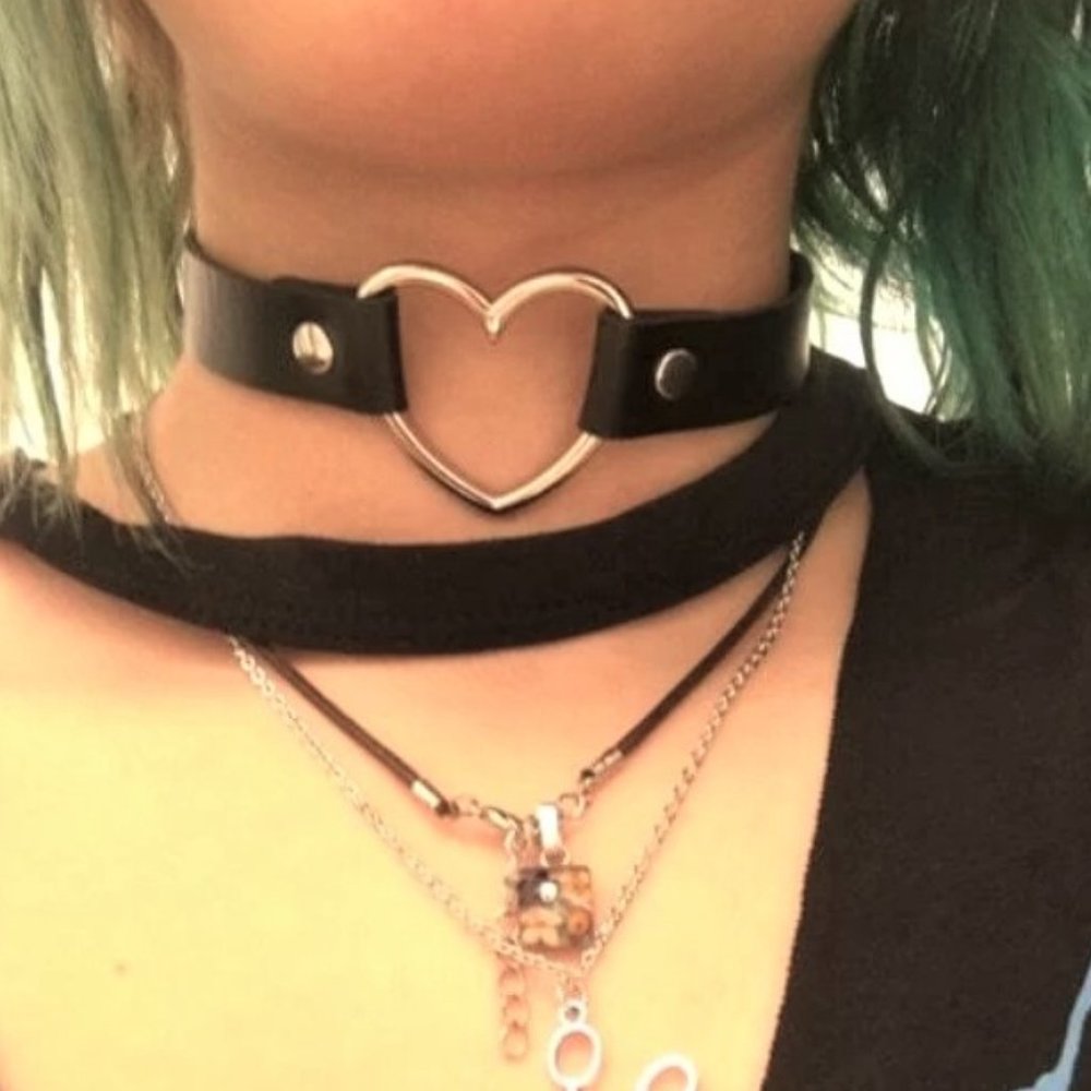 Leatherette Open Heart Choker Necklace